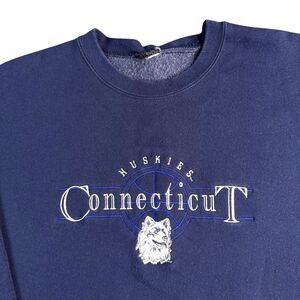 Vintage University Of Connecticut Huskies Sweatshirt XL Blue Spell Out UConn 90s